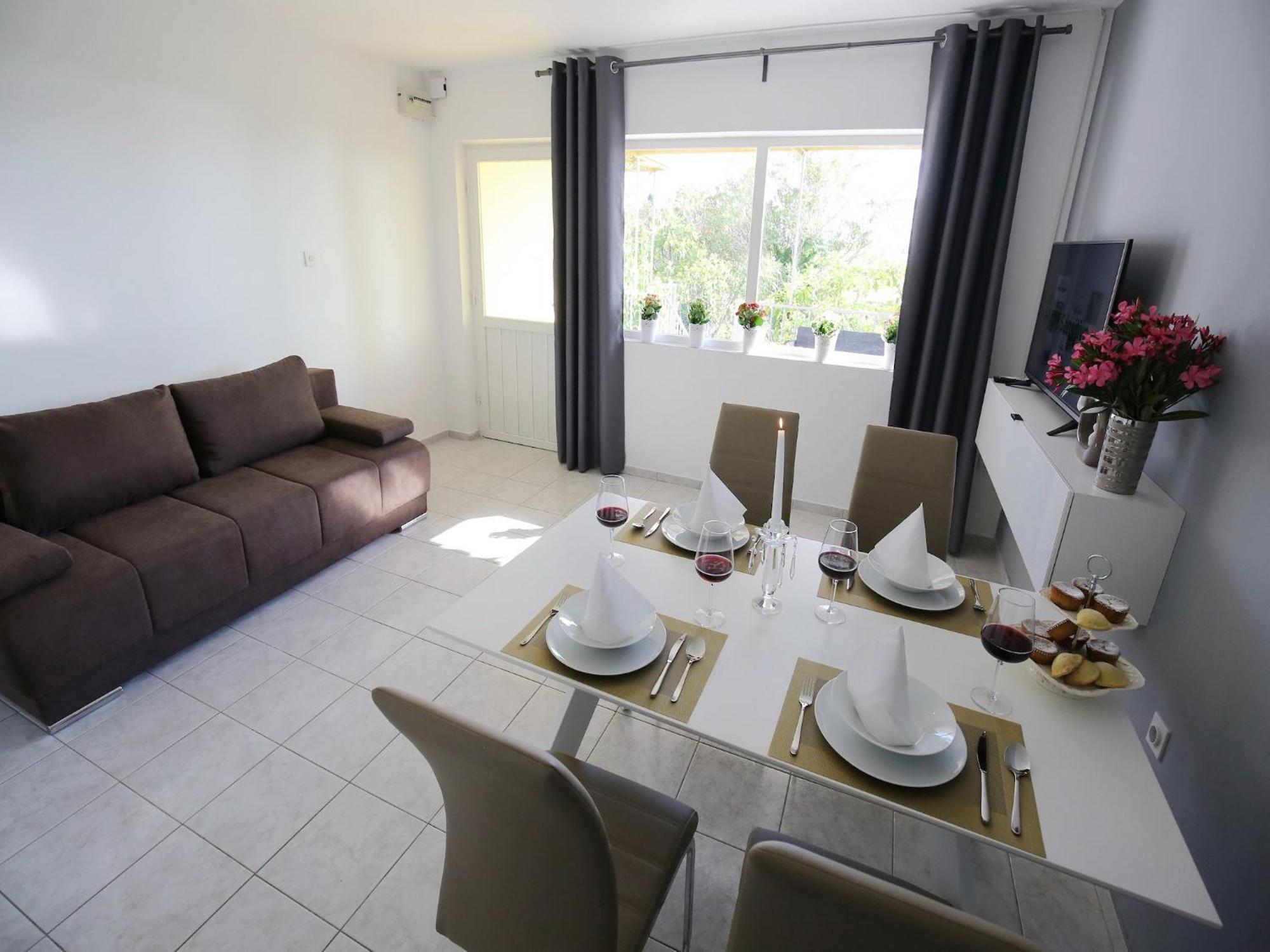 Scenic Holiday Home In Bibinje Near Sea Buitenkant foto