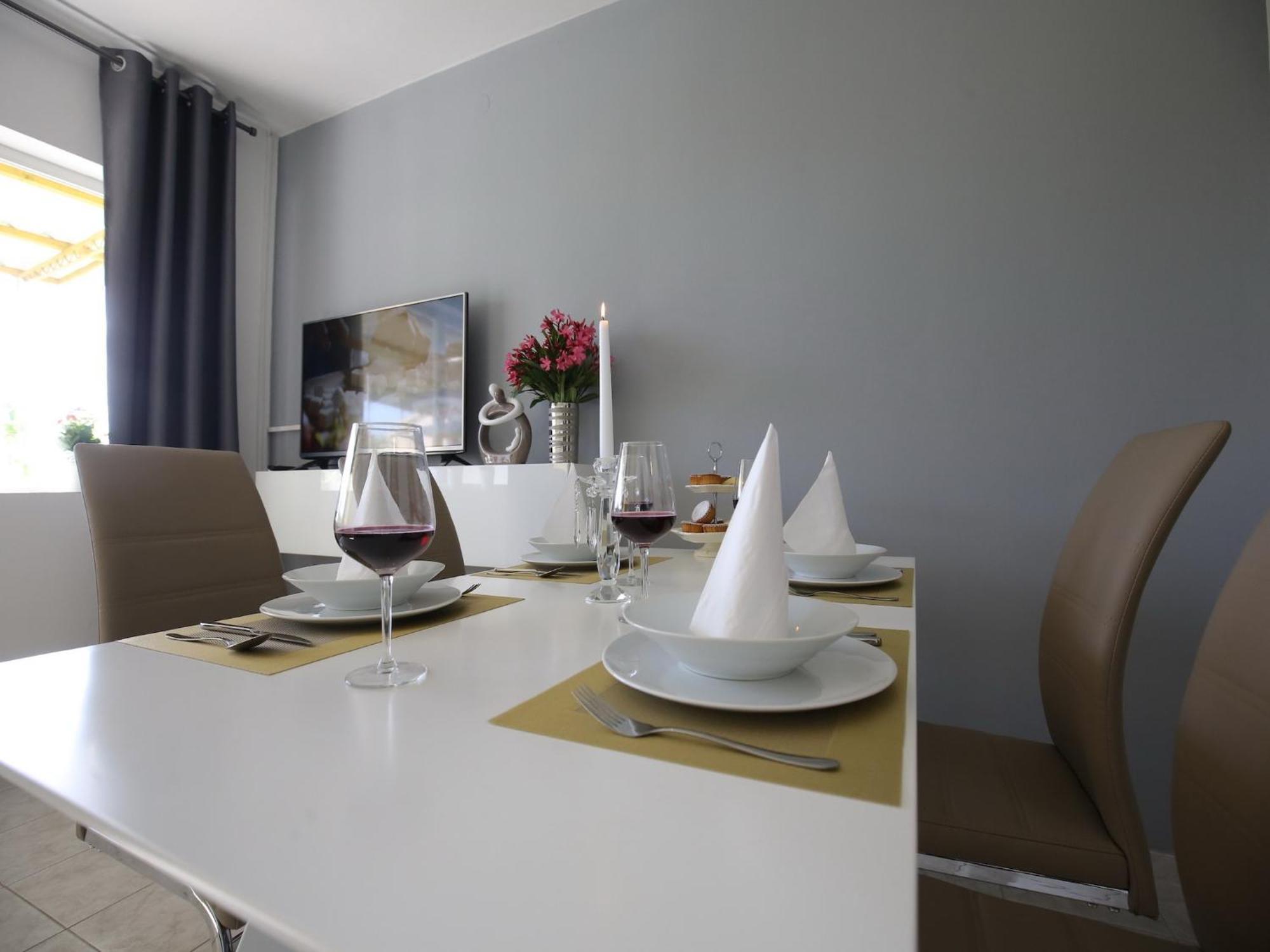 Scenic Holiday Home In Bibinje Near Sea Buitenkant foto