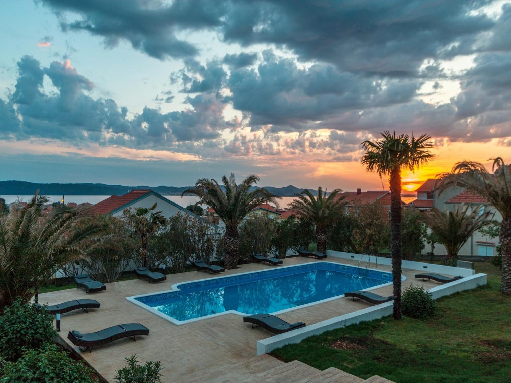Scenic Holiday Home In Bibinje Near Sea Buitenkant foto