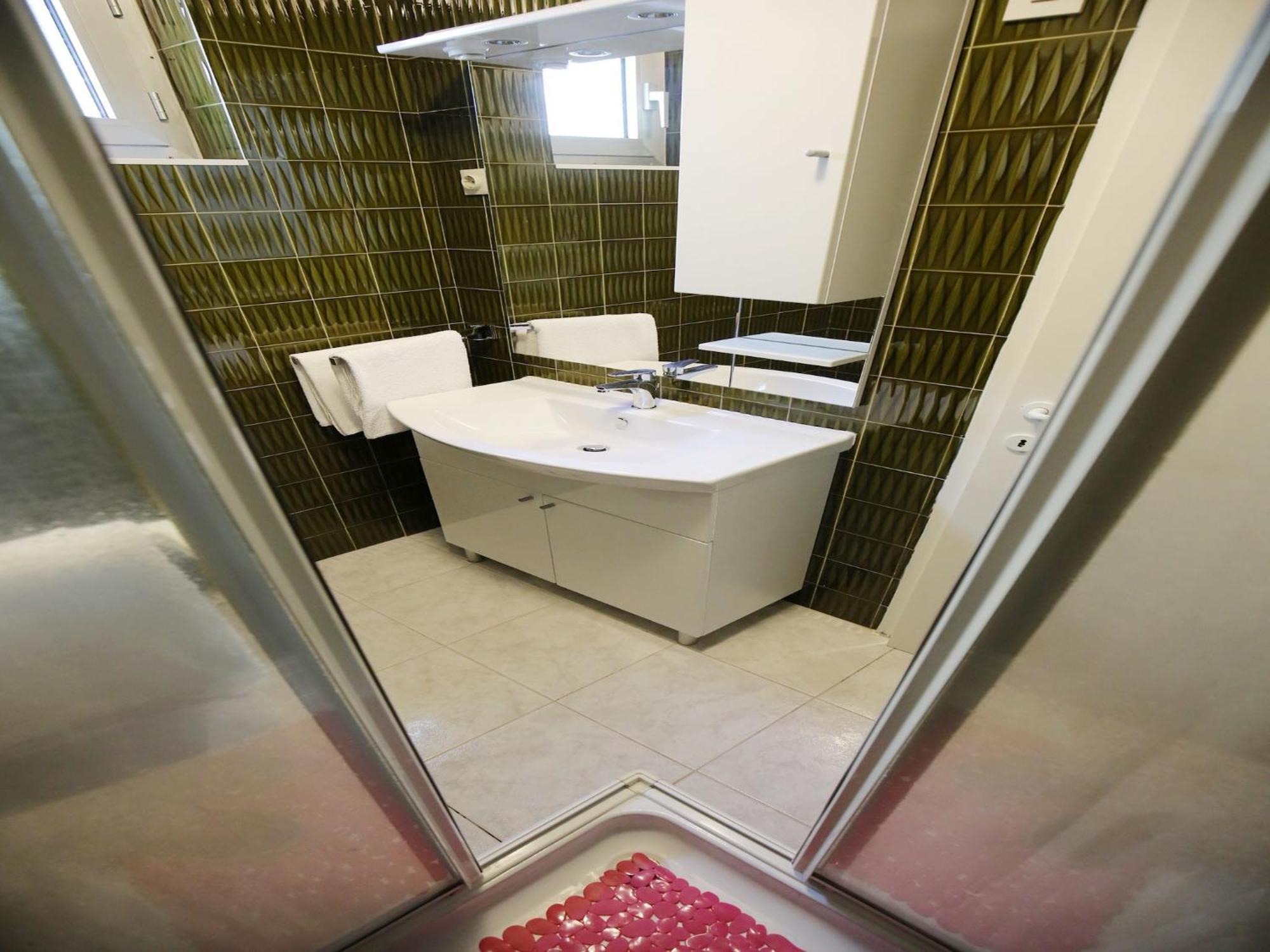 Scenic Holiday Home In Bibinje Near Sea Buitenkant foto