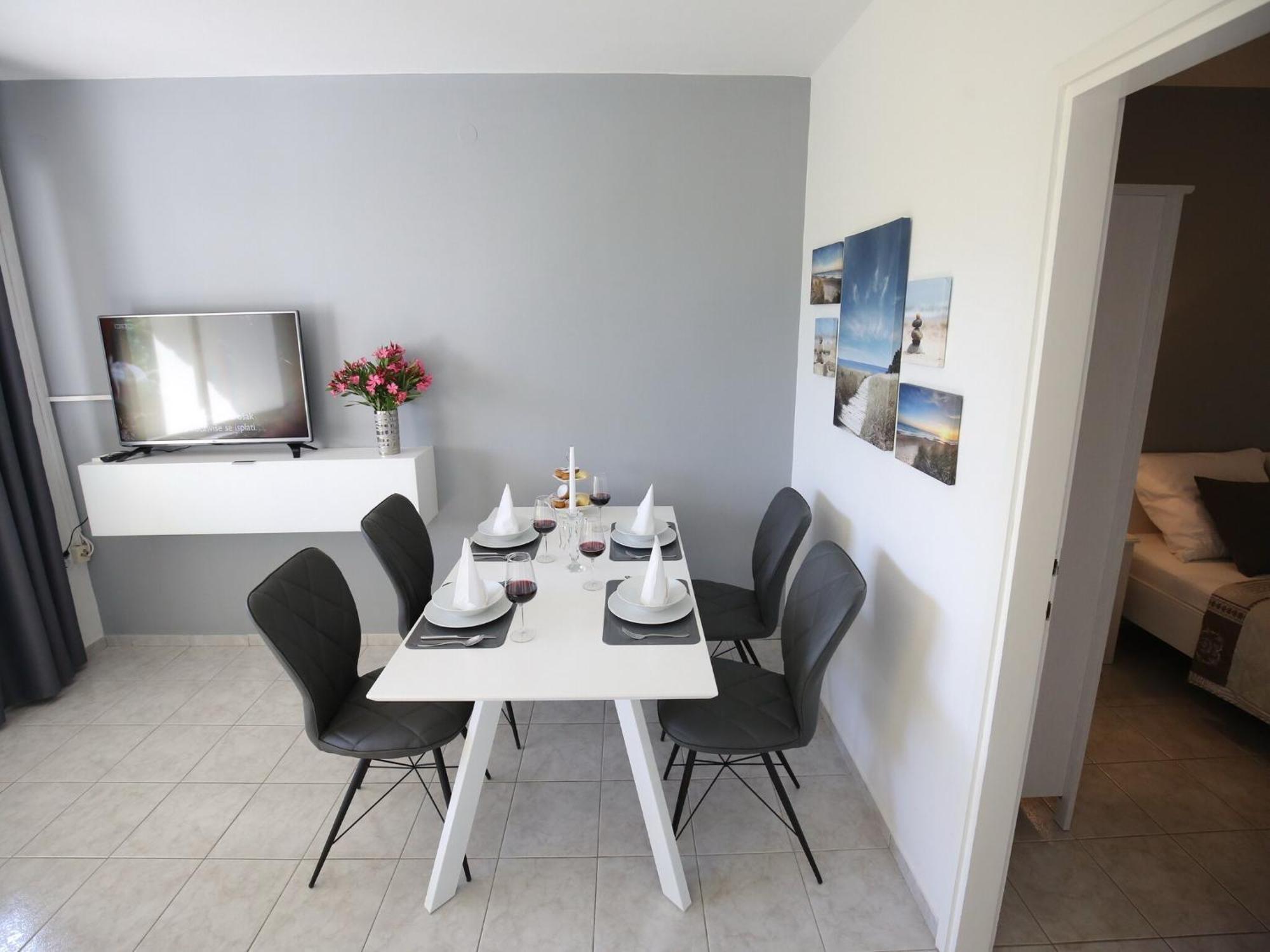 Scenic Holiday Home In Bibinje Near Sea Buitenkant foto