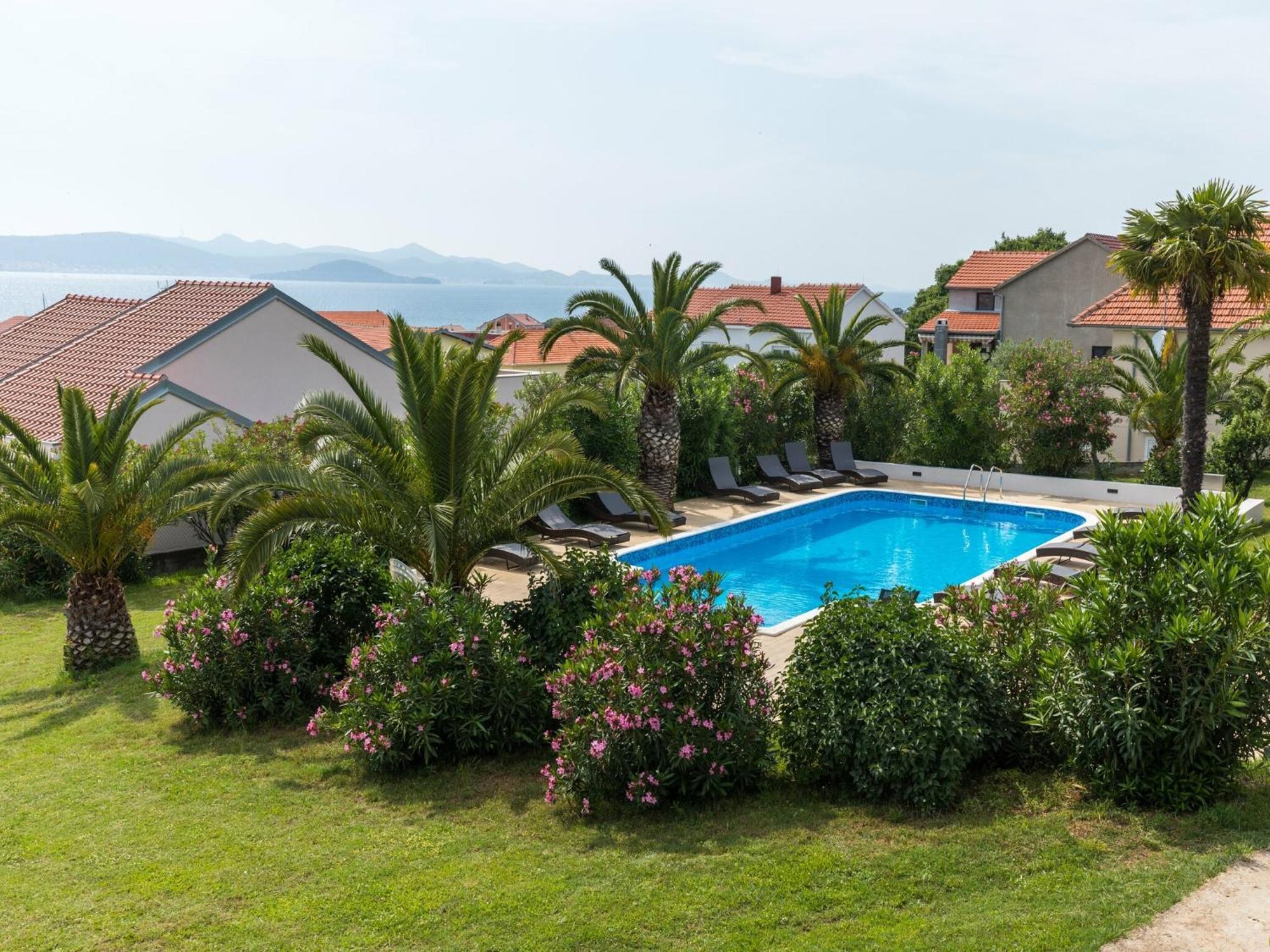Scenic Holiday Home In Bibinje Near Sea Buitenkant foto