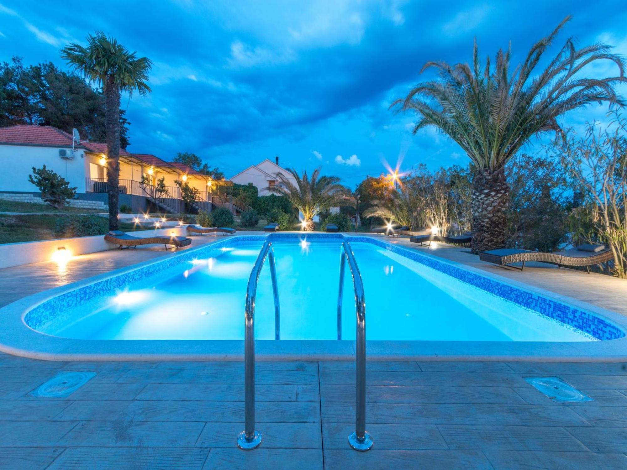 Scenic Holiday Home In Bibinje Near Sea Buitenkant foto