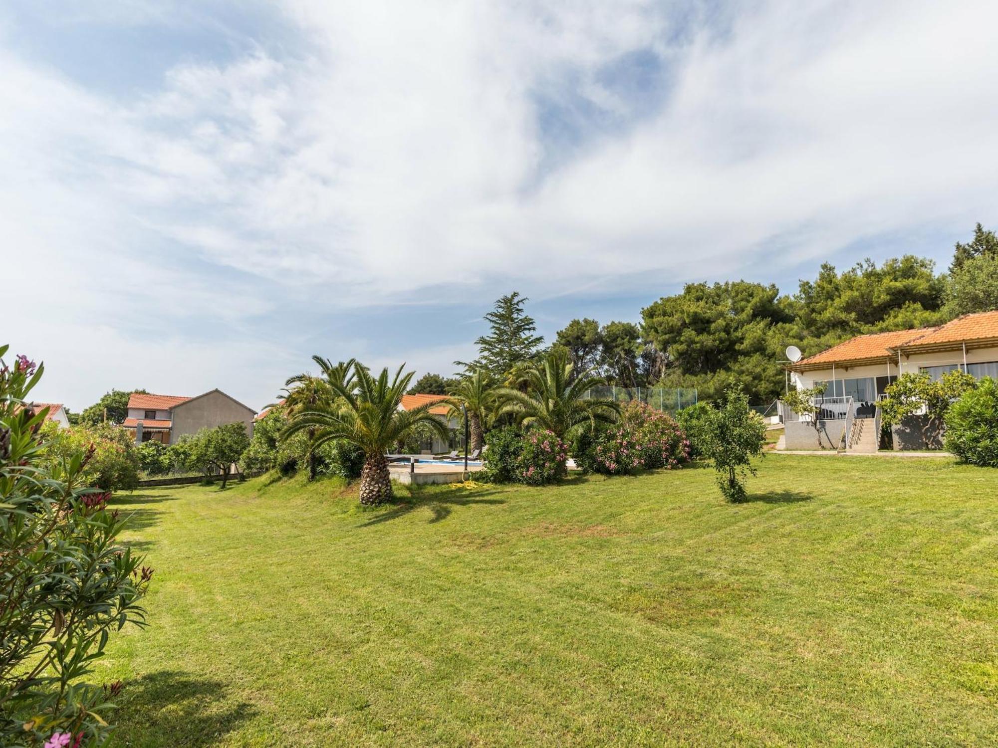Scenic Holiday Home In Bibinje Near Sea Buitenkant foto